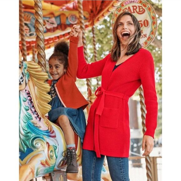 Boden Cara Knit Wool & Cashmere Blend Long Sleeve Cardigan in Post Box Red - Picture 9 of 9